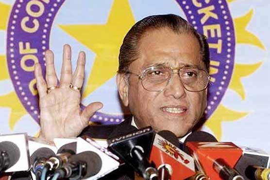 Indian cricket board chief in hospital after heart scare 