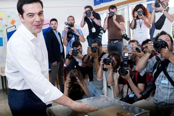 Final polls give Tsipras slight lead in Sunday's Greek vote 