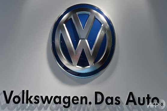 German auto giant Volkswagen slams into huge false emission scam