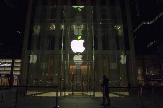 Apple targets shipping date for electric car for 2019: WSJ