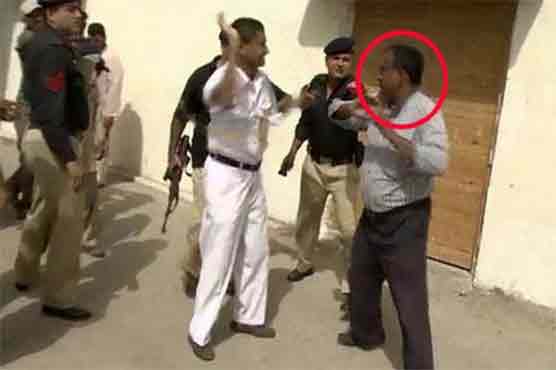 Tweeps sympathetic as Chand Nawaz gets beaten up in Karachi