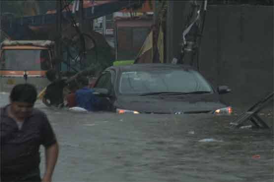 Lahore rain: Eid holidays of district admin employees cancelled