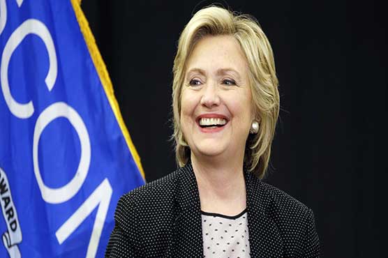 Clinton takes on Big Pharma, lays out drug plan