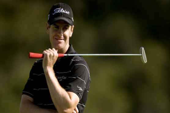 Golf: Strange, fighting back from tragedy, leads in Japan