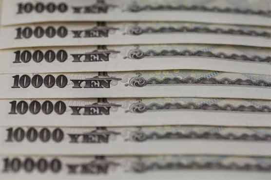 Yen picks up on China worries ahead of key US data