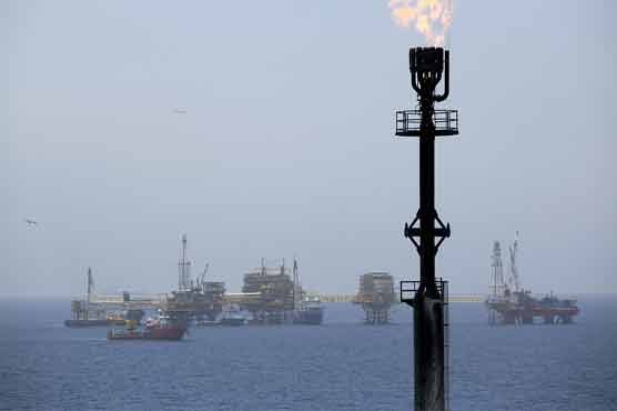 Oil prices drop with China, US in focus