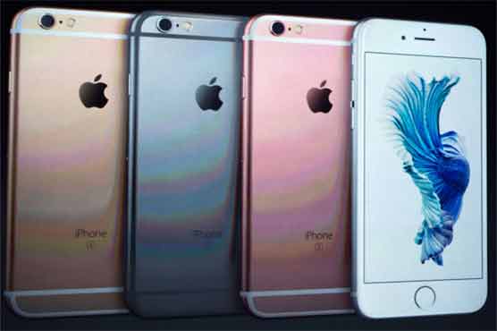 Apple sells record 13 mn iPhones in weekend launch