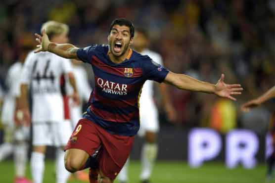 Football: Suarez inspires Messi-less Barca fightback