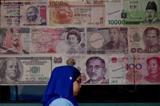 Asian currencies rise as global equity rout jitters ease