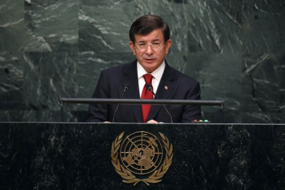 Turkish PM at UN calls for refugee 'safe zone' in Syria
