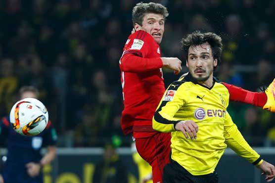 Bayern feel Dortmund's pressure in title race