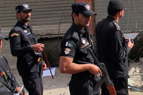 Peshawar police cop target killer near Bacha Khan Chowk