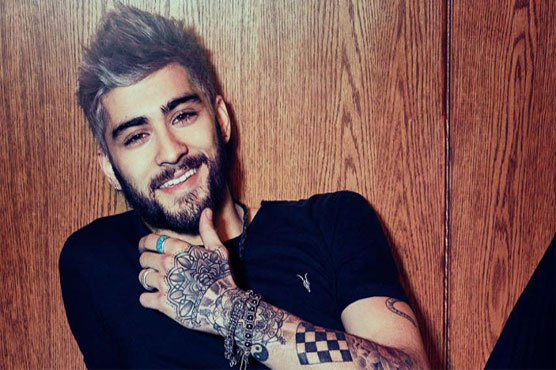 Zayn tops charts in post-One Direction debut