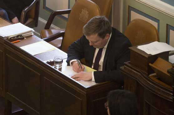 Iceland names new PM, to hold autumn election