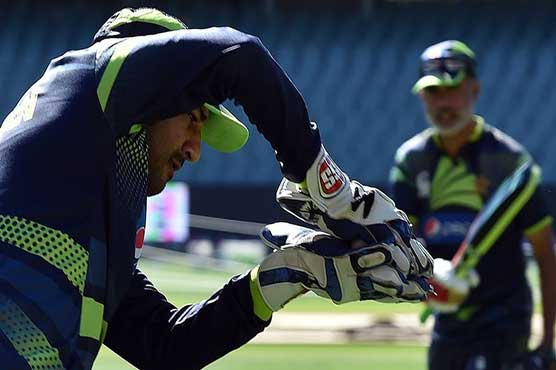 Sarfraz can learn a lot from Dhoni, says Ramiz Raja