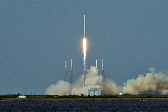 SpaceX lands rocket on ocean platform for first time