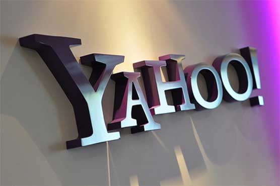 Yahoo extends deadline for bids by a week
