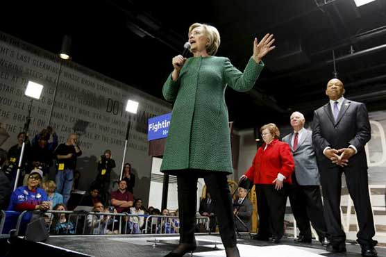 U.S. Democrat Clinton downplays chance of contested convention