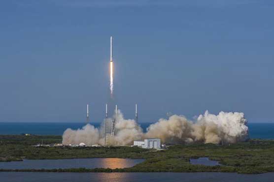 SpaceX rocket booster makes breakthrough landing at sea