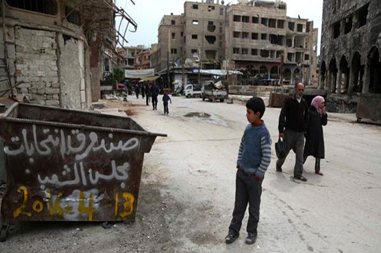 Syria peace talks to tackle political transition as violence surges