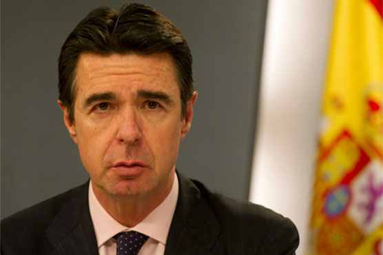 Spanish industry minister resigns after Panama Papers revelations 