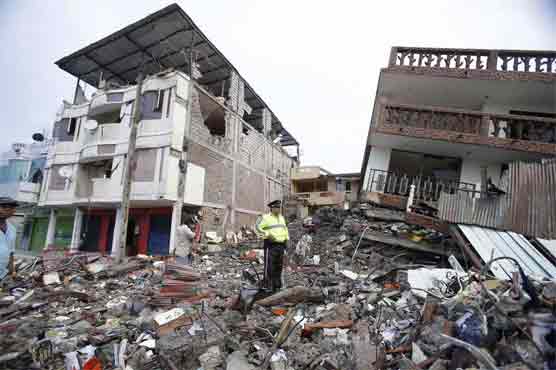 Earthquake kills 238 in Ecuador; emergency workers rush in
