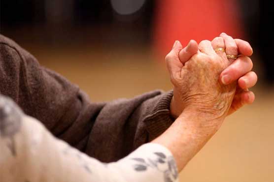 101-year-old Florida woman gets second chance at prom
