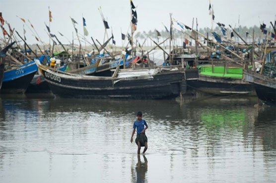 Myanmar Rohingya boat dead 'forced' to travel by sea: witnesses