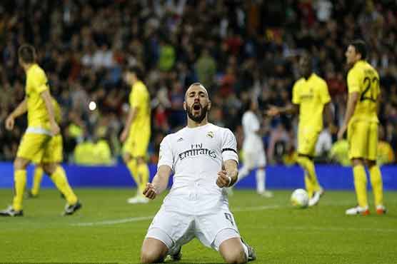 Real Madrid stroll to victory against Villarreal