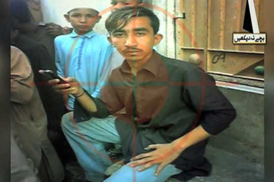 Honour killing: Brother stabs 17-year-old sister to death in Karachi