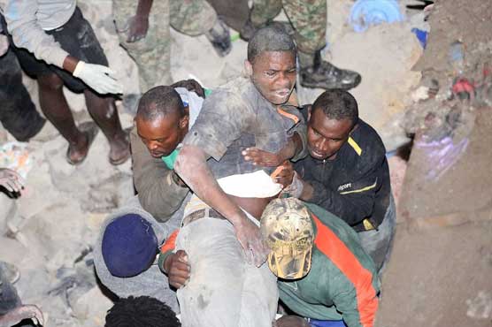 14 killed in Nairobi floods and building collapse