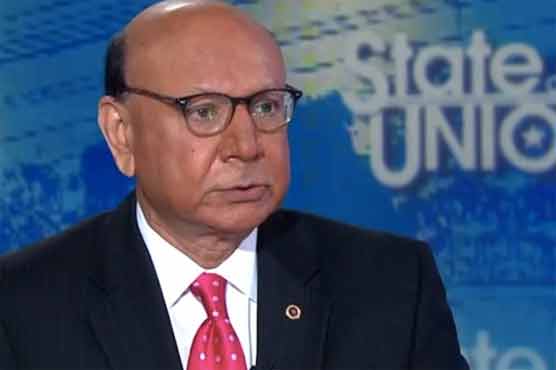 Slain soldier's father calls Trump a 'black soul'