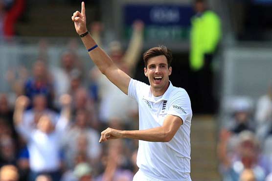 England recall Finn for third Pakistan Test