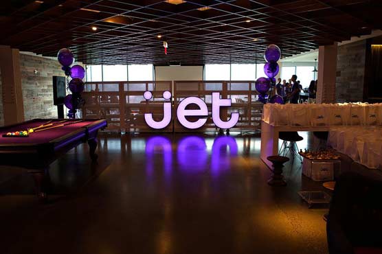 Wal-Mart to buy US online retailer Jet.com for $3.3 bn