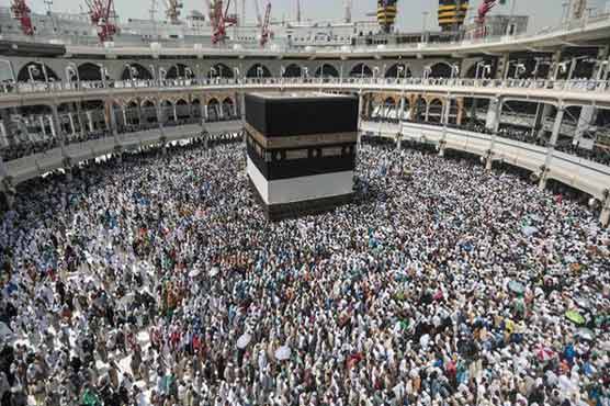 دوسری بار حج یا عمرہ کرنے والوں پر ویزہ فیس لاگو کر دی گئی