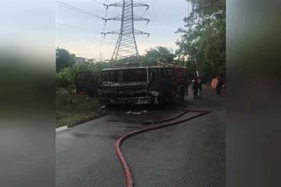 One rescue worker electrocuted, two injured in Lahore's Iqbal Town