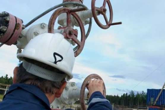 Asia stocks cautious but oil price holds above $50