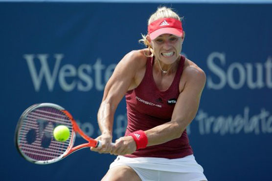 Tennis: Kerber stays in chase for world number one spot