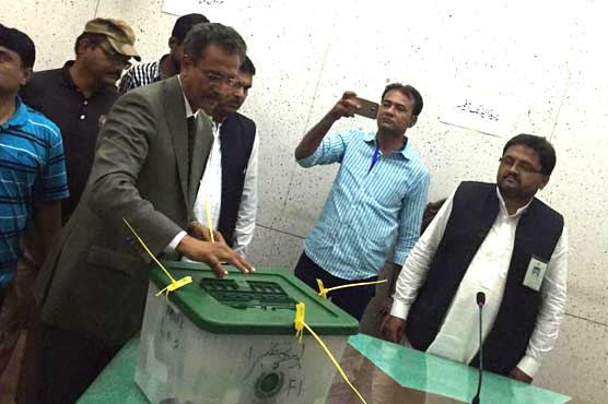 Polling underway to elect Karachi mayor