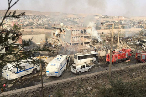 IS-claimed bombing against Yemen recruits kills 60