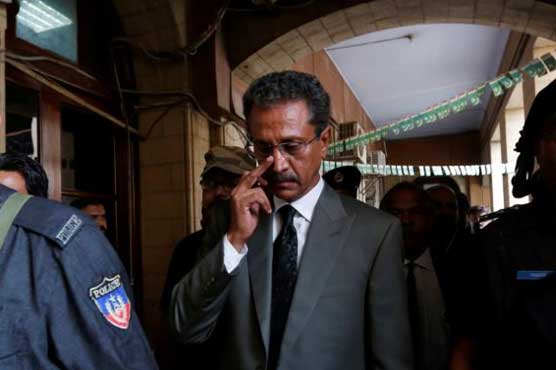 How can a jailed mayor handle Karachi's affairs? asks SC judge