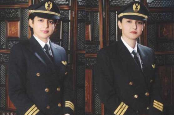 Pakistani sisters make history by flying Boeing 777 together