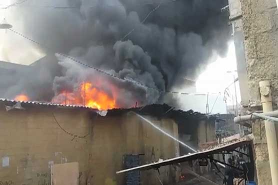 Pharmaceuticals storage catches fire in Karachi