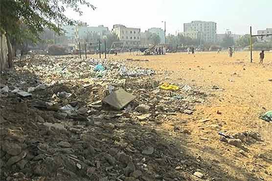 Cleanliness Campaign: Karachiites still annoyed with heaps of garbage
