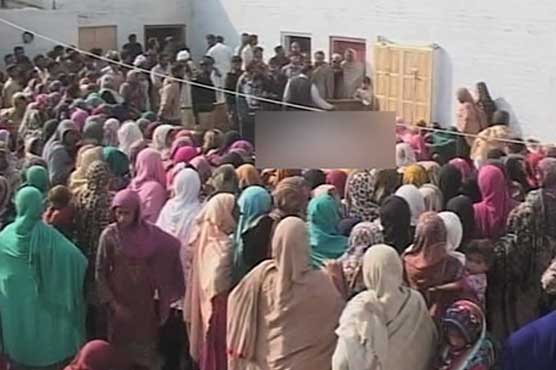 Chiniot: Father commits suicide after strangling five children to death 