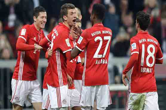 Bayern regain top spot as Leipzig lose unbeaten record