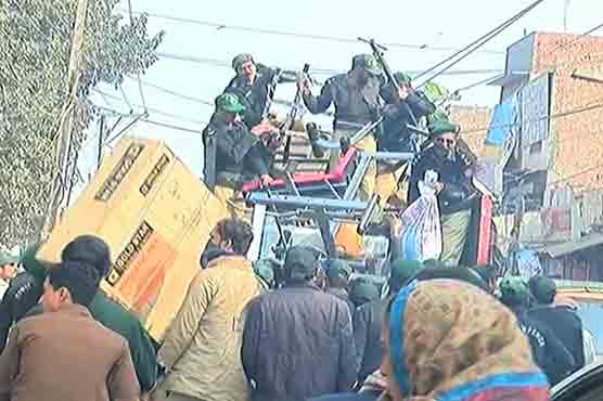 Multan: Operation against encroachment, clash between traders, district admin