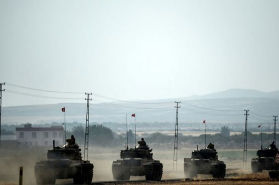 Turkey beefs up forces on Syria border