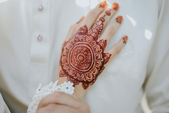 Saudi governor orders inquiry into 16-year-old girl's marriage to elderly man