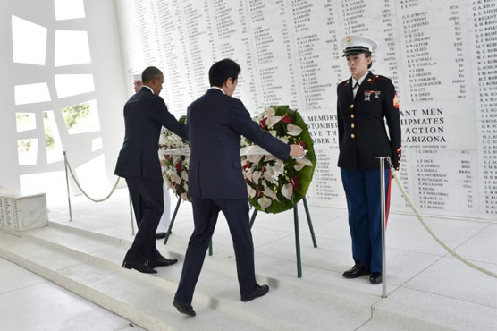 Abe, Obama hail reconciliation at Pearl Harbor